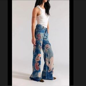Free People - We The Free "Flying High Patched" Jeans - Wmns sz 27